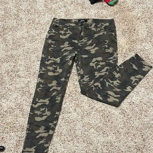 Camo jeans